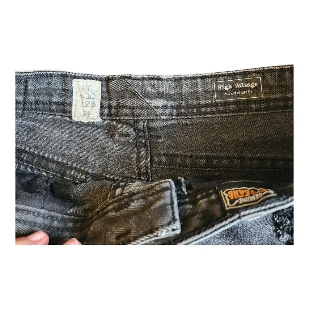 Volcom High Voltage Destroyed Denim Short Shorts. Black, Juniors Size 7 Distress